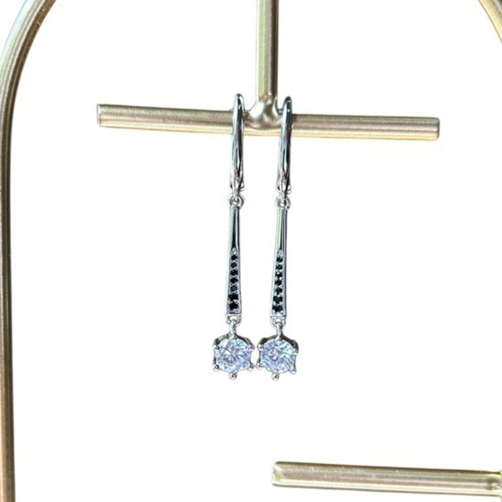 New Crystal Dangle Earrings